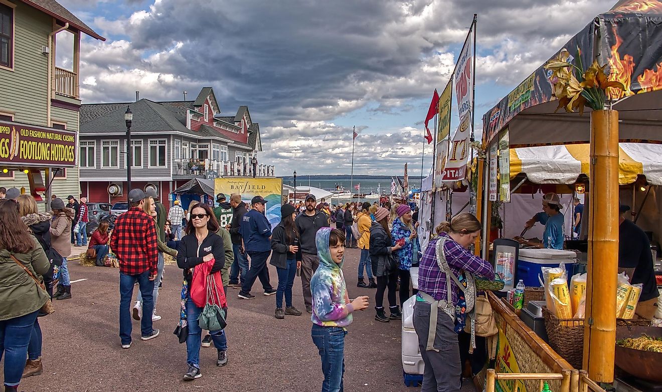 People enjoy the Annual Applefest in Bayfield, Wisconsin. Editorial credit: Jacob Boomsma / Shutterstock.com