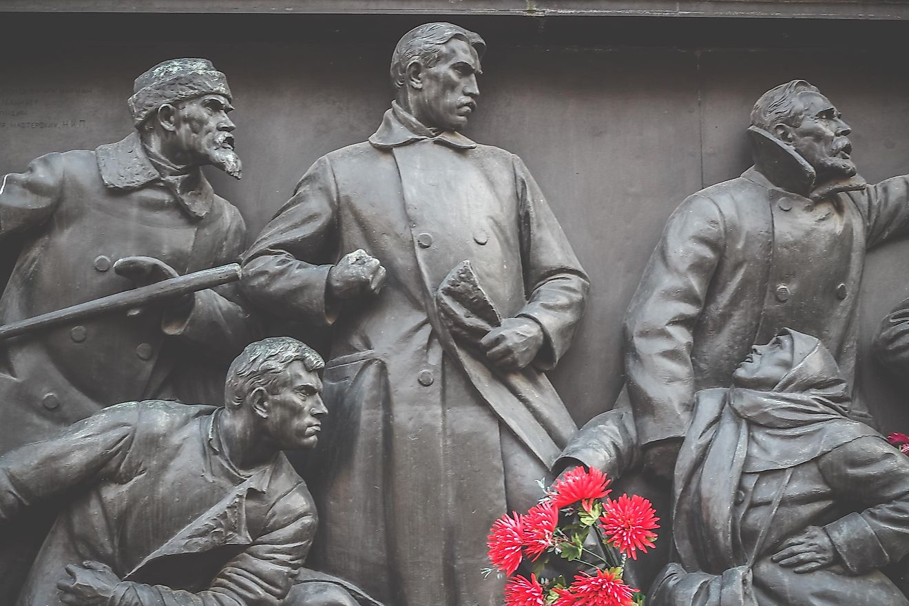 Monument in memory of those killed in the revolution of 1905 in St. Petersburg on Senate Square. Image credit: Hunter82 / Shutterstock.com