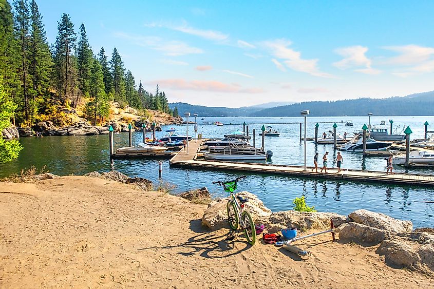 Recreational facilities on the shores of Lake Coeur d' Alene