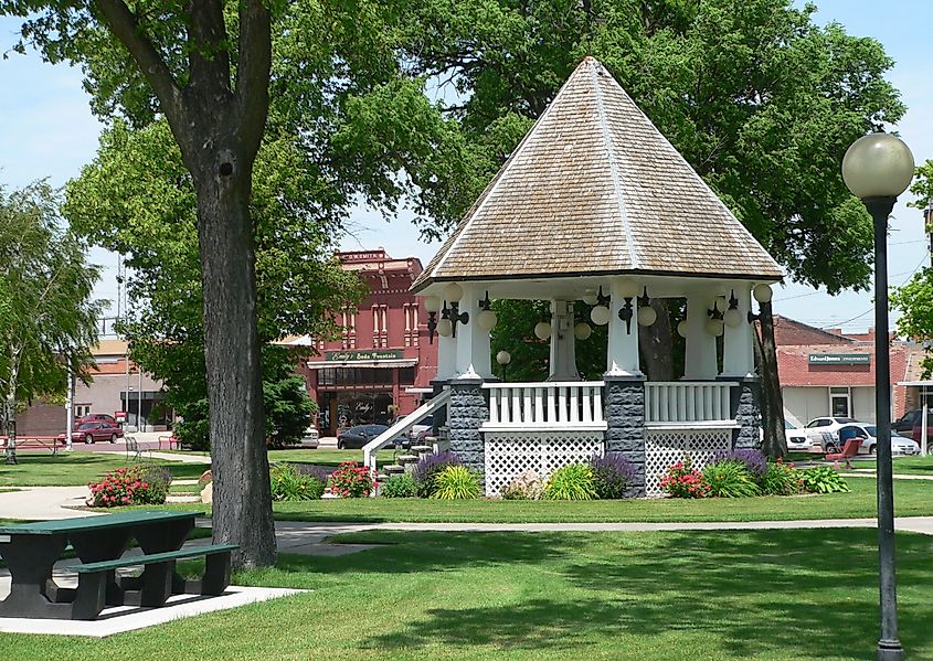 Broken Bow Commercial Square Historic District, centered on the public square, is listed in the National Register of Historic Places