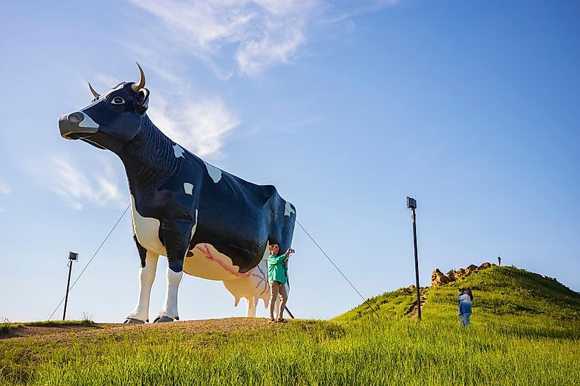 Salem Sue, the World's Largest Holstein Cow, was built in 1974. Editorial credit: JWCohen / Shutterstock.com
