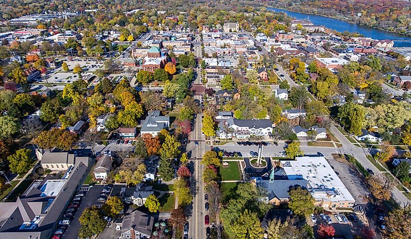 Aerial view of Third Street over Geneva, Illinois