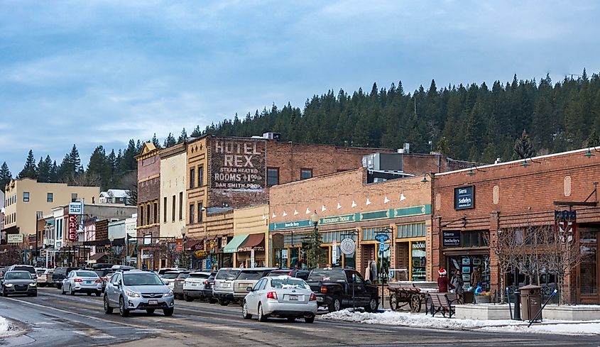 Rustic buildings and cars along a street in Truckee, California